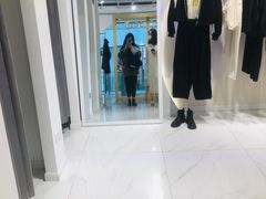 -万达广场(临港店)