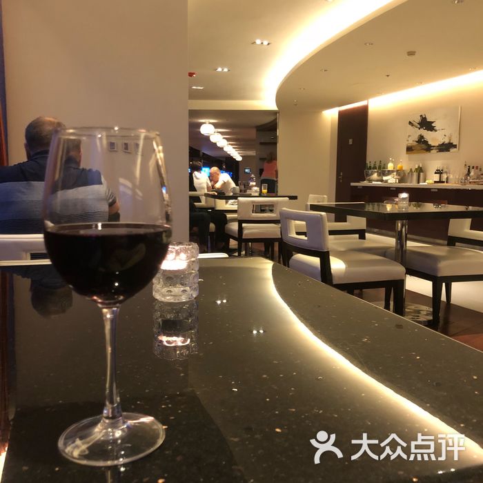 富力万丽酒店行政酒廊