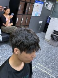 -藤野造型专业烫染接发