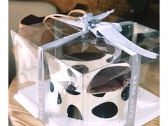 -爱上花开·蛋糕·安佳动物奶油轻奢私人定制(凯德店)