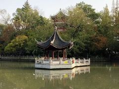 -汇龙潭