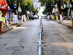 -官亭路小吃一条巷