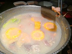 -捞王锅物料理(上海世茂广场店)