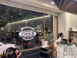 -MARTIN'S BARBER SHOP男士理发馆