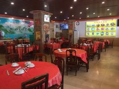 大堂-化州大众美食城(宝安老牌店)