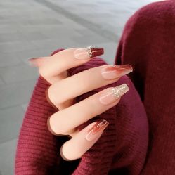 -悦指间美甲美睫