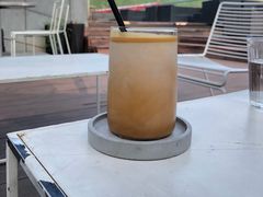 冰燕麦奶拿铁-UNI UNI(环亚凯瑟琳店)