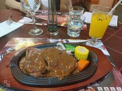 煎烤沙朗牛排-尊品牛排(恒峰店)