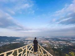 -鬼笑石后山停车场