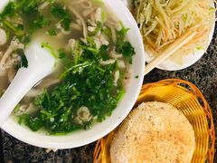 烧饼-清真喜兰老丁羊汤特色小吃