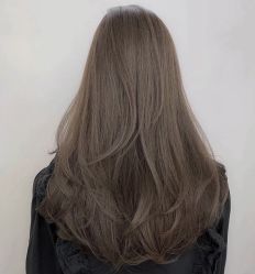 -苏豪美发S A L O N烫发染发