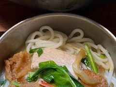 -银米·云南传统过桥米线(双廊黑金冠店)