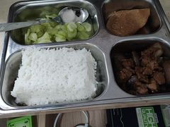 -上海市普陀区中心医院