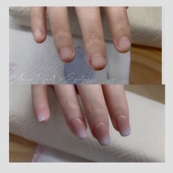 -Momo nail 日系美甲