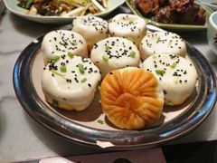 上海生煎包-京城小江南·北京烤鸭·江南土菜·白鱼(中关村店)