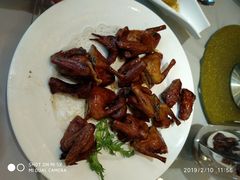 烤乳鸽-御花园·粤菜·海鲜火锅(中山公园店)