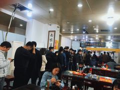 -牛一嘴·兰州牛肉面·大盘鸡(财富中心店)