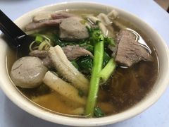 -颂记牛肉粉