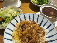 -红猪卤肉饭(大西洋美食城店)