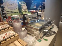 -涨巢·潮玩水疗局