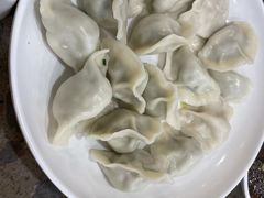 -周家大连水饺(美专校街店)