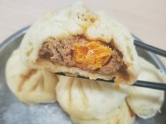 咸蛋黄超人包-老陶包子铺(南大西南村店)