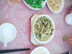 -天乐农家鱼头王(天目湖店)