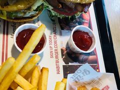 -The Habit Burger Grill 哈比特汉堡(复兴soho店)