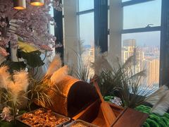 -唐拉雅秀酒店-西锦汇空中BBQ·思创餐厅