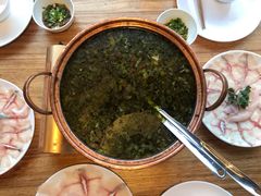 乌鱼汤锅-悦哉·派对·草坪婚礼·围炉煮茶(三圣乡店)