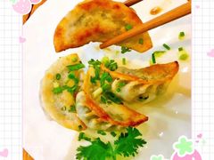 月牙煎饺-蓉李记成都名小吃(武汉菱角湖万达店)