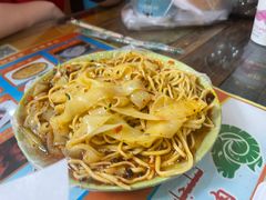 -艾力江和田馕坑烤肉店