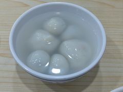 咸甜各半汤圆-美新点心店(陕西北路店)