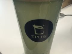 抹茶鲜奶-TPLUS茶家(上海商城南京西路店)