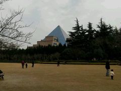 -上海市龙华烈士陵园