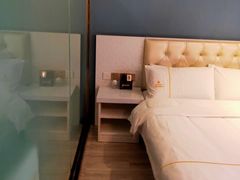 -德全心悦酒店(北京金台路地铁站店)