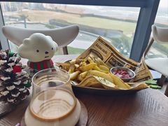 -青岛朗艺美术馆·海景咖啡