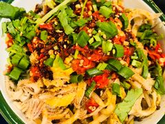 鼓捣吃千层肚-马路边边串串香形象店(磐石路店)