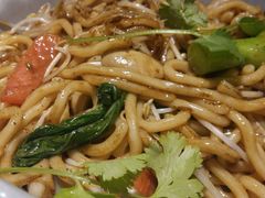 -大头虾越式风味餐厅(光明广场店)