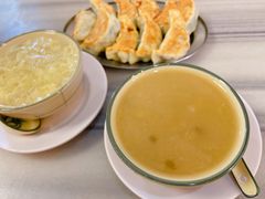 鲜肉韭菜煎饺-芬芳甜品(同福路店)