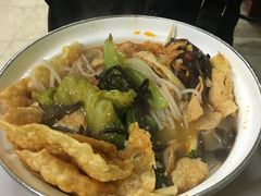 -丽丽三鲜螺蛳粉(田林路店)