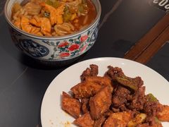 -阿里家·新疆烤肉酒場 by MIG