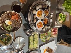 -围炉肉舍丹东海鲜烤肉·烤活鳗(步行街店)