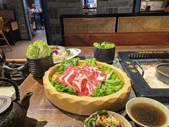 -老牌坊云南鱼豆花火锅(哈西万达店)