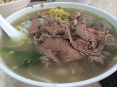 -华威达牛庄(黄埔大道西店)