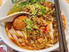 -呷佬·长沙手工米粉(金沙江路店)