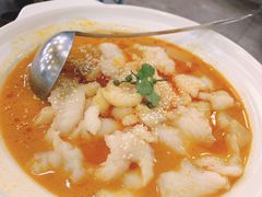 自制泡菜龙利鱼汤锅-付掌柜在成都·热炒砂锅集(金禾店)