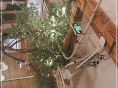 -蜜桃餐厅·伴山(湖滨商业街店)