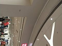 -优衣库(青岛万象城店)