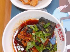 老长沙臭豆腐-呷佬·长沙手工米粉(金沙江路店)